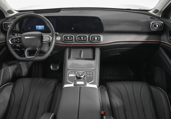 Подержанный автомобиль Jaecoo J8 2024 года (13 фото)