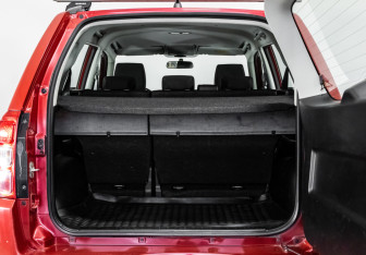 Подержанный автомобиль Suzuki Grand Vitara 2012 года (19 фото)