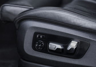 Подержанный автомобиль BMW X5 2019 года (31 фото)