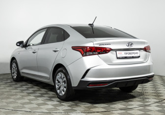 Подержанный автомобиль Hyundai Solaris Sedan 2021 года (7 фото)