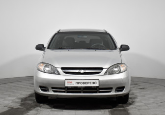 Подержанный автомобиль Chevrolet Lacetti Hatchback 2008 года (2 фото)