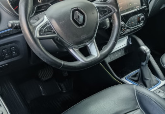 Подержанный автомобиль Renault Kaptur 2020 года (3 фото)