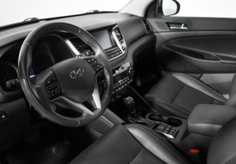 Подержанный автомобиль Hyundai Tucson 2016 года (9 фото)