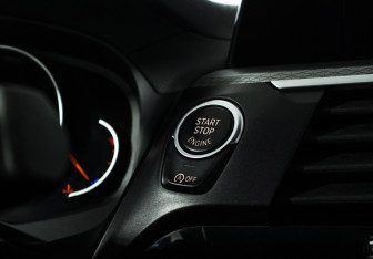 Подержанный автомобиль BMW X4 2019 года (21 фото)