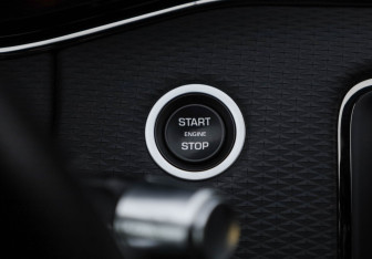 Подержанный автомобиль Land Rover Range Rover Evoque 2020 года (11 фото)