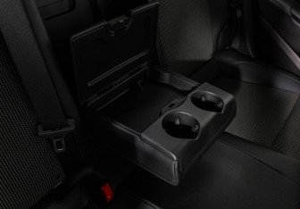 Подержанный автомобиль Opel Astra Sedan 2012 года (19 фото)