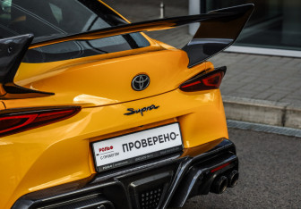 Подержанный автомобиль Toyota Supra 2022 года (11 фото)