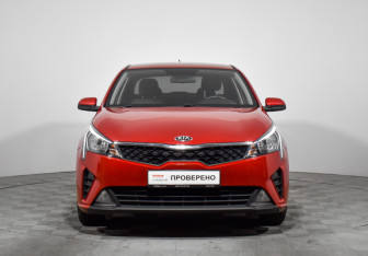 Подержанный автомобиль Kia Rio Sedan 2021 года (2 фото)