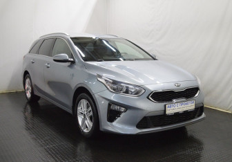 Подержанный автомобиль Kia Ceed Wagon 2019 года (3 фото)