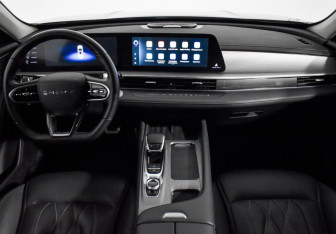 Подержанный автомобиль Chery Arrizo 8 2023 года (16 фото)