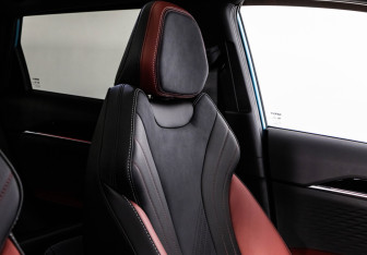 Подержанный автомобиль Geely Coolray 2024 года (27 фото)