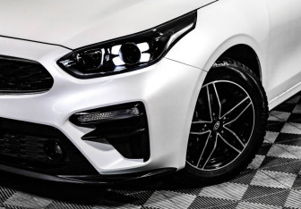 Подержанный автомобиль Kia Cerato Sedan 2020 года (3 фото)