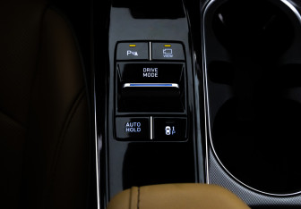 Подержанный автомобиль Hyundai Sonata 2022 года (20 фото)