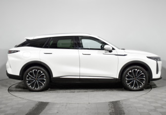 Подержанный автомобиль Exeed RX 2023 года (4 фото)