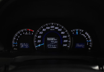 Подержанный автомобиль Toyota Camry Sedan 2012 года (22 фото)