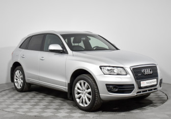 Подержанный автомобиль Audi Q5 2012 года (3 фото)