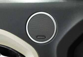 Подержанный автомобиль Land Rover Range Rover Evoque 2012 года (19 фото)