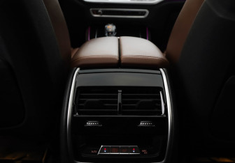 Подержанный автомобиль BMW X5 2019 года (37 фото)