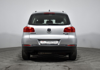 Подержанный автомобиль Volkswagen Tiguan 2015 года (6 фото)