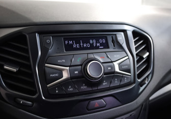 Подержанный автомобиль LADA (ВАЗ) Vesta Sedan 2016 года (14 фото)