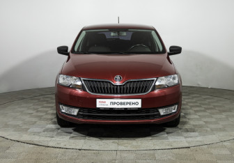 Подержанный автомобиль Skoda Rapid Liftback 2017 года (2 фото)