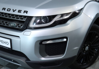 Подержанный автомобиль Land Rover Range Rover Evoque 2017 года (10 фото)