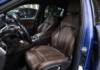Подержанный автомобиль BMW X6 2020 года (17 фото)