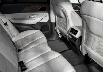 Подержанный автомобиль Mercedes-Benz GLE 2019 года (12 фото)