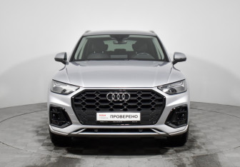 Подержанный автомобиль Audi Q5 2021 года (2 фото)