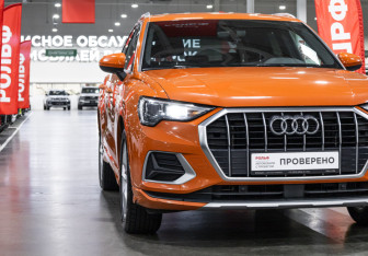 Подержанный автомобиль Audi Q3 2019 года (4 фото)