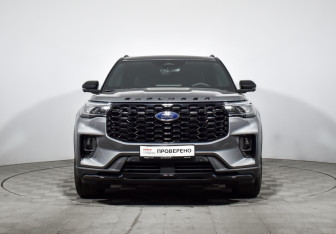 Подержанный автомобиль Ford Explorer 2024 года (2 фото)