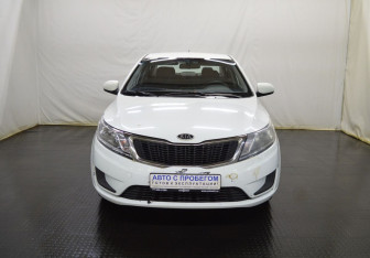 Подержанный автомобиль Kia Rio Sedan 2013 года (2 фото)