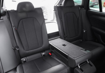 Подержанный автомобиль BMW X3 2020 года (32 фото)