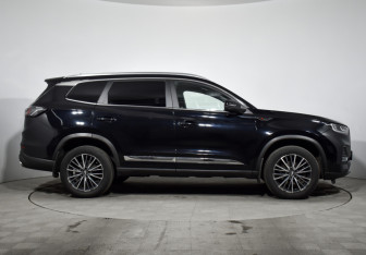 Подержанный автомобиль Chery Tiggo 8 Pro Max 2023 года (4 фото)