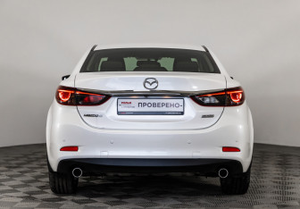 Подержанный автомобиль Mazda 6 Sedan 2018 года (6 фото)