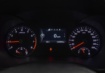 Подержанный автомобиль Kia Optima Sedan 2017 года (20 фото)