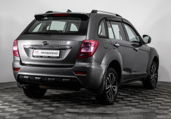 Подержанный автомобиль Lifan X60 2015 года (5 фото)