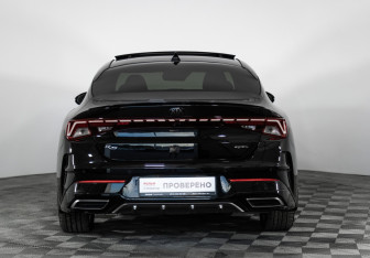 Подержанный автомобиль Kia K5 2021 года (6 фото)