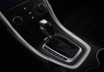 Подержанный автомобиль Ford Mondeo Sedan 2019 года (12 фото)