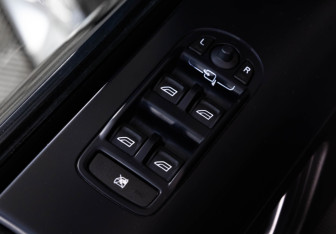 Подержанный автомобиль Land Rover Freelander 2010 года (20 фото)