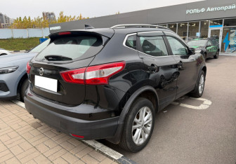Подержанный автомобиль Nissan Qashqai 2018 года (4 фото)