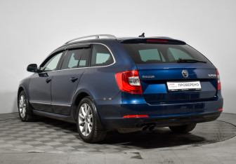 Подержанный автомобиль Skoda Superb Wagon 2014 года (7 фото)
