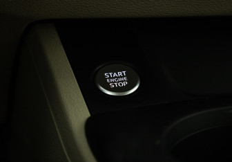 Подержанный автомобиль Audi A4 Sedan 2017 года (19 фото)