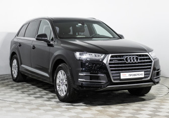 Подержанный автомобиль Audi Q7 2017 года (3 фото)