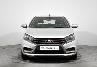 Подержанный автомобиль LADA (ВАЗ) Vesta Sedan 2019 года (2 фото)