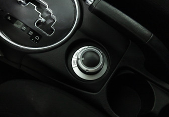 Подержанный автомобиль Mitsubishi ASX 2011 года (16 фото)