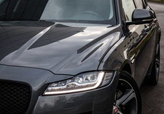 Подержанный автомобиль Jaguar XF Sedan 2016 года (2 фото)