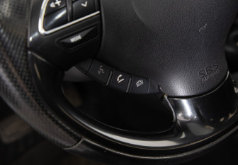 Подержанный автомобиль Citroen C4 Aircross 2014 года (19 фото)