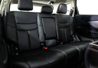 Подержанный автомобиль Nissan Murano Suv 2018 года (22 фото)