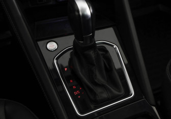 Подержанный автомобиль Jetta VS7 2023 года (17 фото)